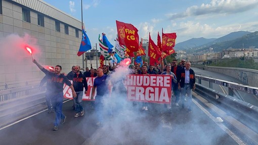 Ansaldo Energia, zero commesse per il 2023, oggi assemblea e corteo dei lavoratori fino alla Prefettura (FOTO e VIDEO)