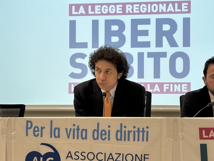 Riparte l’iter per una legge regionale sul fine vita, Marco Cappato in Regione: “Tempi e regole certe per le persone che soffrono” Riparte l’iter per una legge regionale sul fine vita, Marco Cappato in Regione: “Tempi e regole certe per le persone che soffrono”