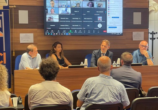 Urbanistica, Scajola: "Collaboriamo con Anci per redigere linee guida condivise" Urbanistica, Scajola: "Collaboriamo con Anci per redigere linee guida condivise"