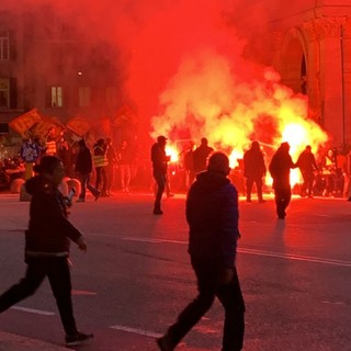 Porto, la manifestazione contro la guerra: in 2 mila davanti al varco Etiopia (Video)
