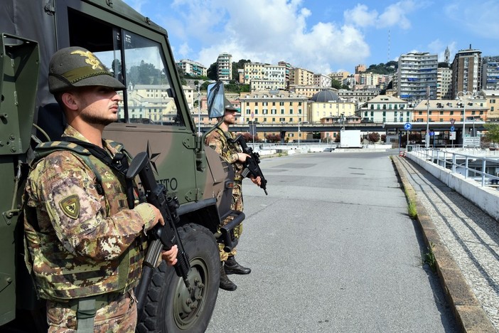 Operazione "Strade Sicure" a Genova: in un anno 60 mila controlli e 105 arresti Operazione "Strade Sicure" a Genova: in un anno 60 mila controlli e 105 arresti