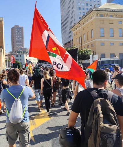 La manifestazione dei portuali
