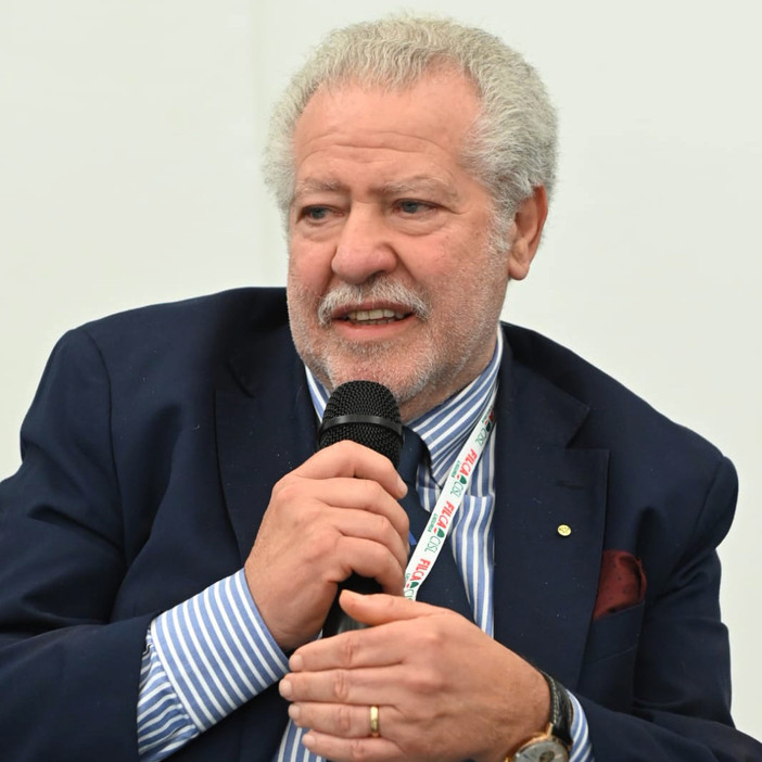 Il presidente di Ance Liguria Enio Marino durante l’intervento al convegno Filca-Cisl dello scorso 10 aprile a Genova