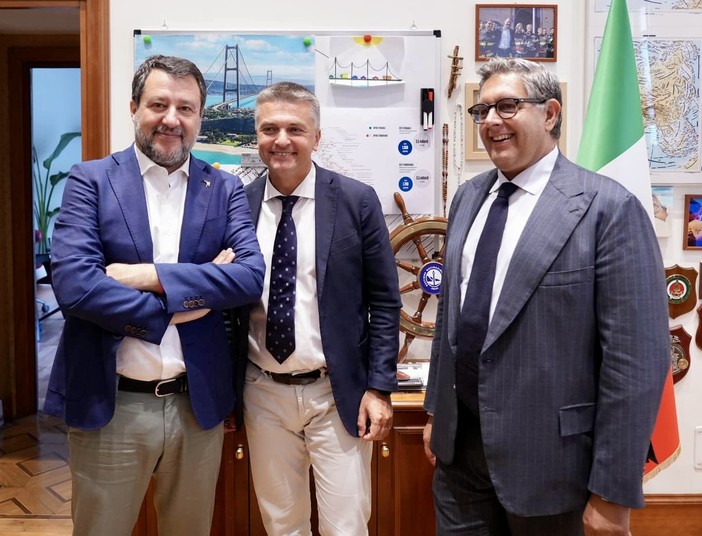 L'incontro a Roma tra Giovanni Toti, Edoardo Rixi e Matteo Salvini L'incontro a Roma tra Giovanni Toti, Edoardo Rixi e Matteo Salvini