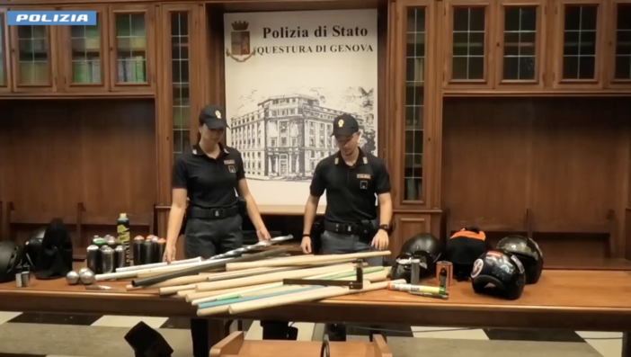 Scontri prima e dopo il derby: arresti e denunce nelle vie attorno al 'Ferraris' Scontri prima e dopo il derby: arresti e denunce nelle vie attorno al 'Ferraris'