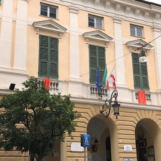 Pegli: trentamila abitanti e uno stato civile che non funziona, il Comune: "Manca il personale”; il Municipio: “Mandate reiterate richieste" Pegli: trentamila abitanti e uno stato civile che non funziona, il Comune: "Manca il personale”; il Municipio: “Mandate reiterate richieste"