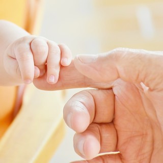 Nascite: i neogenitori potranno registrare i figli direttamente in ospedale