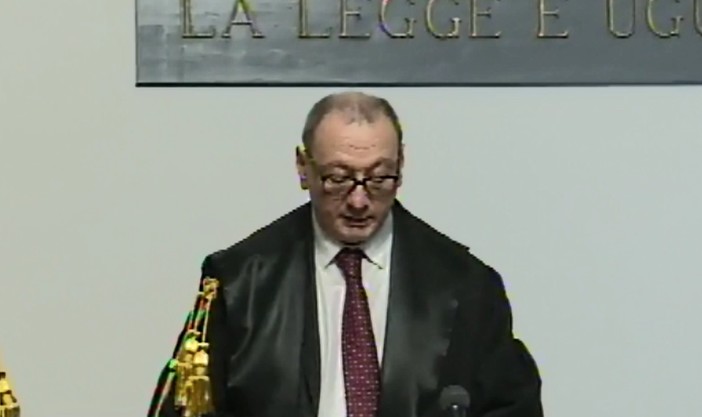 Ex sindaco Vincenzi, condanna confermata: il marito sviene in aula