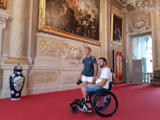 Gli influencer francesi Myriam e Pierre Cabon alla scoperta di Genova e del suo turismo accessibile