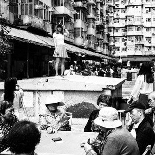 Come gli influencer hanno cambiato i nostri viaggi: la mostra fotografica a Genova