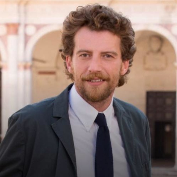 Il Premio Dante Alighieri 2018 va alle terzine ironiche di Maurizio Lastrico