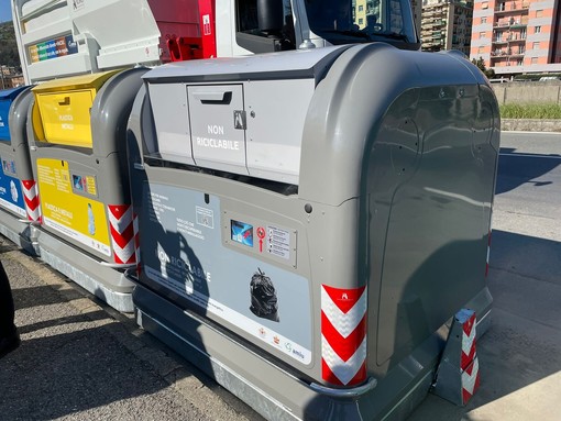 Raccolta differenziata, lo scontro in consiglio comunale: “Parlano i fatti: a luglio raggiungeremo il 50%” Raccolta differenziata, lo scontro in consiglio comunale: “Parlano i fatti: a luglio raggiungeremo il 50%”