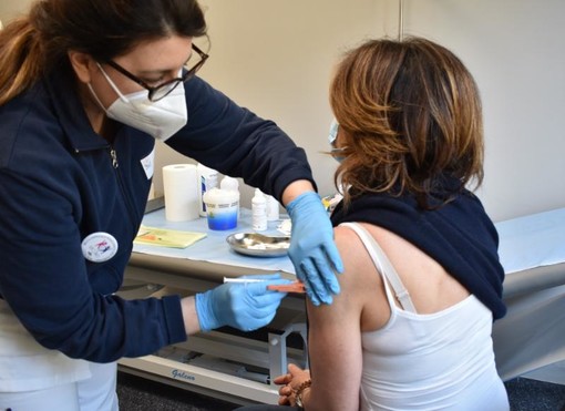 A pieno regime il nuovo centro vaccinale dell'ospedale San Martino (FOTO)