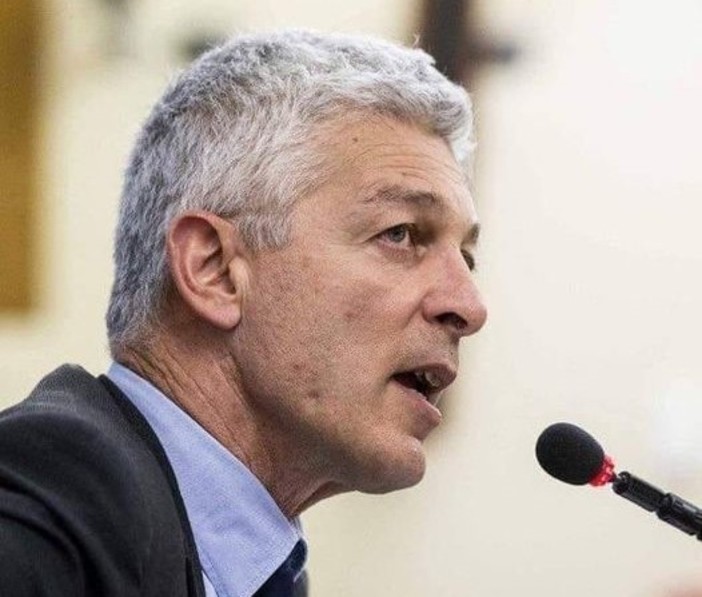 Nicola Morra (Uniti per la Costituzione) Nicola Morra (Uniti per la Costituzione)