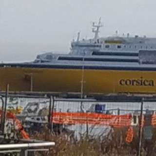 Metà equipaggio positivo al Covid, Corsica Ferries diretta a Livorno dirottata su Porto Vado