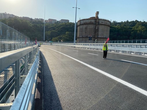 Giovedì 19 il passaggio del Giro d'Italia a Genova, ecco il percorso e come cambia la viabilità