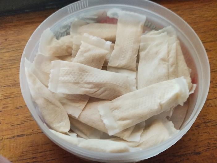 Intossicato dalle bustine di nicotina legali: 17enne genovese ricoverato, esposto a Procure e Ministero Intossicato dalle bustine di nicotina legali: 17enne genovese ricoverato, esposto a Procure e Ministero