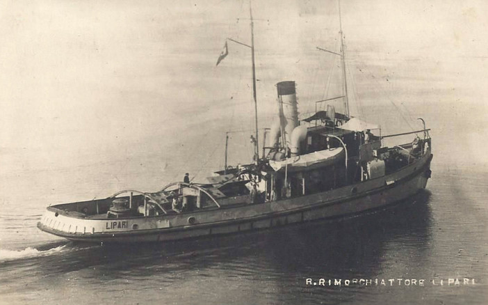 Marina militare, tenente di vascello morto per amianto: 200mila euro alla figlia Marina militare, tenente di vascello morto per amianto: 200mila euro alla figlia