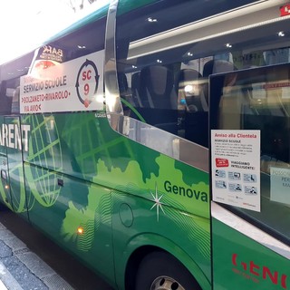 Navette per studenti a Pontedecimo, è polemica a Tursi