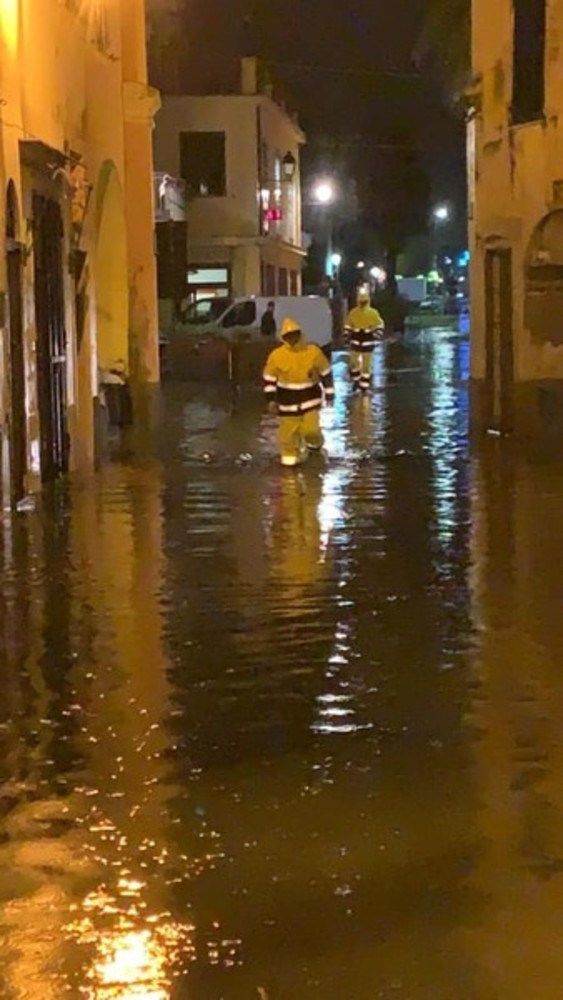 Maltempo: allagamenti diffusi e fulmini