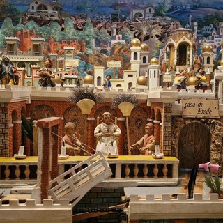 Natale in Luce, la mostra che illumina la città