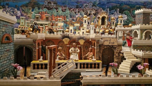 Natale in Luce, la mostra che illumina la città