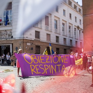 Aborto, le recensioni sulle strutture liguri: “In ginecologia a Lavagna sono di C.L. e obiettori”