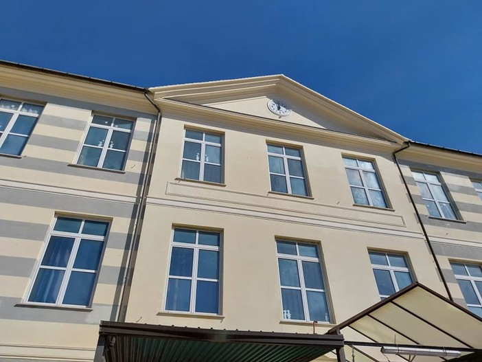 Pra’, la primaria Thouar tra i dieci istituti genovesi coinvolti nelle manutenzioni straordinarie. Bruzzone: “Segnale positivo per la scuola e il quartiere”