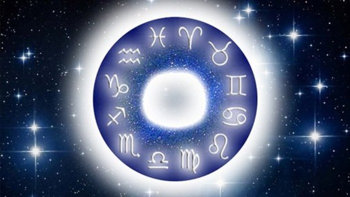 Cosa dicono gli astri: l'oroscopo di Corinne dal 2 al 9 dicembre