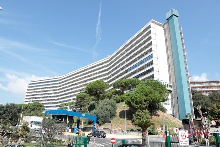 Sanità, blocco interventi programmati al San Martino, Gruppo Pd: “Toti nega l’evidenza. Ammetta che la Sanità è allo sfascio”