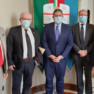 Coronavirus: il presidente Toti incontra esecutivo ordine dei medici e odontoiatri di Genova