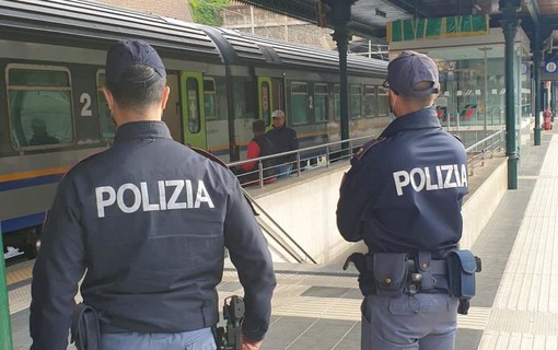 Quarto, uomo muore investito da un treno nei pressi della stazione. Accertamenti in corso