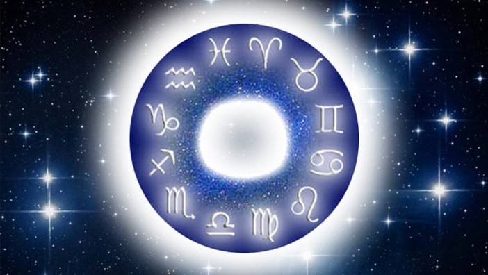 Cosa dicono le stelle: l'oroscopo di Corinne dal 30 aprile al 7 maggio