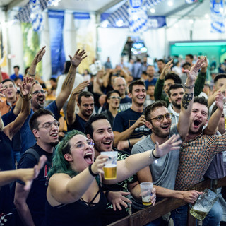 Continua la magia dell'Oktoberfest genovese per tutta la settimana in piazza della Vittoria