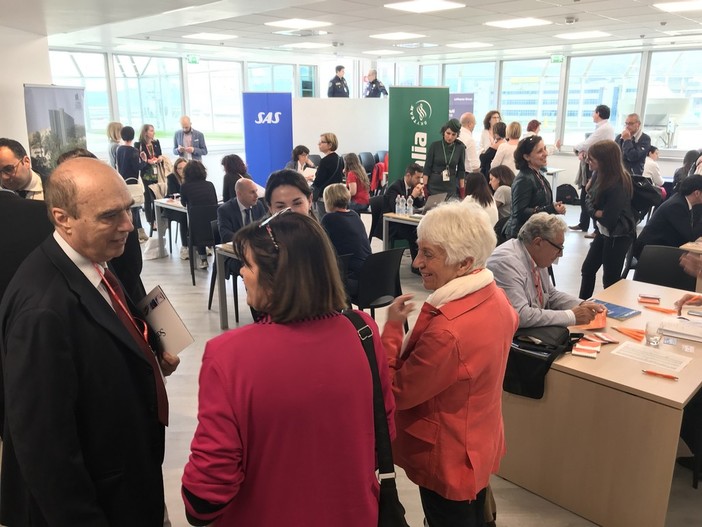 Open Day all'aeroporto Cristoforo Colombo Open Day all'aeroporto Cristoforo Colombo