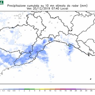 Meteo: scattata l'allerta rossa, piove da stanotte