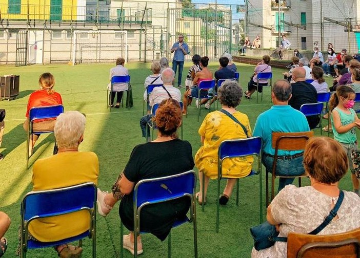 Pegli, raccolta di firme sui problemi della zona del Lido