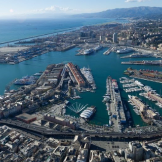 Riparazioni Navali Porto di Genova: &quot;Subito il presidio medico, no ai parcheggi a pagamento&quot;