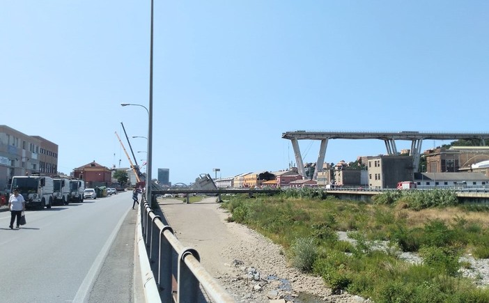 Le vite spezzate di chi transitava sul viadotto Morandi di Genova Le vite spezzate di chi transitava sul viadotto Morandi di Genova