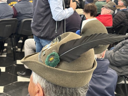 Adunata alpini, il Medio Levante denuncia l'esclusione dall'organizzazione e scrive al Prefetto: "Assenza totale di coordinamento” Adunata alpini, il Medio Levante denuncia l'esclusione dall'organizzazione e scrive al Prefetto: "Assenza totale di coordinamento”