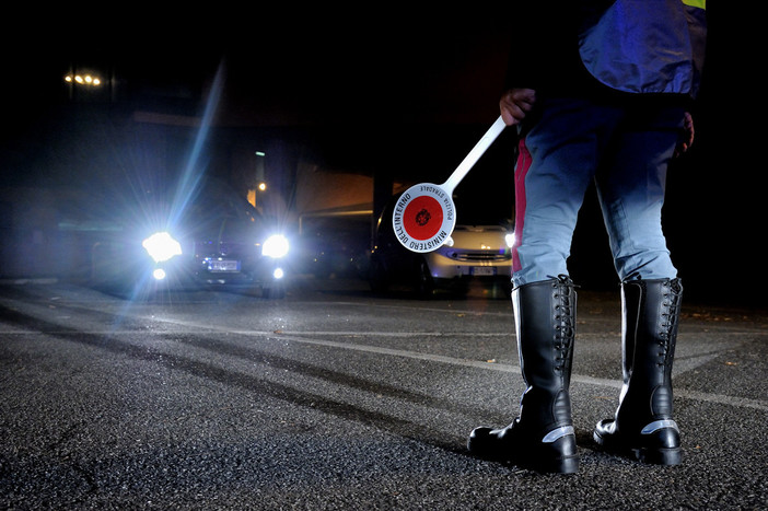 Cornigliano: guida senza patente dal 2018 e senza assicurazione, auto sequestrata