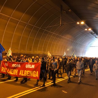 Piaggio Aero, Vella: "Misura colma se c’è il Governo, batta un colpo e decida". Mercoledì incontro con il Presidente Toti