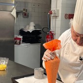 San Valentino, il pasticciere Poldo e il soccorso agli smemorati: "Quei dolci recapitati alle 23..."