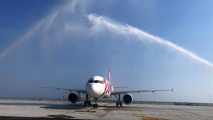 Decollato il nuovo volo Genova - Bucarest Decollato il nuovo volo Genova - Bucarest