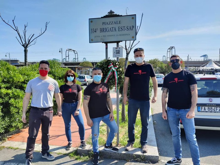 Pra’, il QR code sotto le strade della Resistenza: il bel progetto della sezione Anpi in delegazione Pra’, il QR code sotto le strade della Resistenza: il bel progetto della sezione Anpi in delegazione