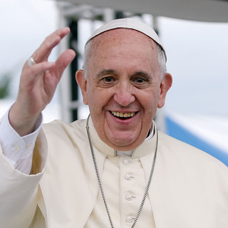 Tragedia di Genova, Papa Francesco: "Conforto e coraggio per chi soffre"