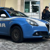 Blitz della Polizia nel Ponente genovese: arrestato un 31enne e denunciati tre giovani Blitz della Polizia nel Ponente genovese: arrestato un 31enne e denunciati tre giovani