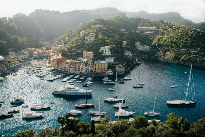 Case da sogno, Genova guida la classifica nazionale: Portofino resta irraggiungibile, ma è Sestri Levante la sorpresa nel mercato del lusso Case da sogno, Genova guida la classifica nazionale: Portofino resta irraggiungibile, ma è Sestri Levante la sorpresa nel mercato del lusso