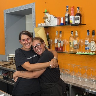 Patrizia Farinelli e Silvia Muratori del Sympa Bar di Multedo Patrizia Farinelli e Silvia Muratori del Sympa Bar di Multedo