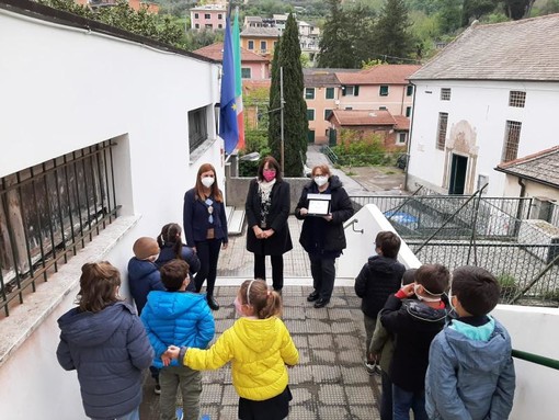 ‘Progetto Arcobalinea’, 250 bimbi coinvolti ed è al via la consegna delle targhe in tutte le scuole (FOTO)